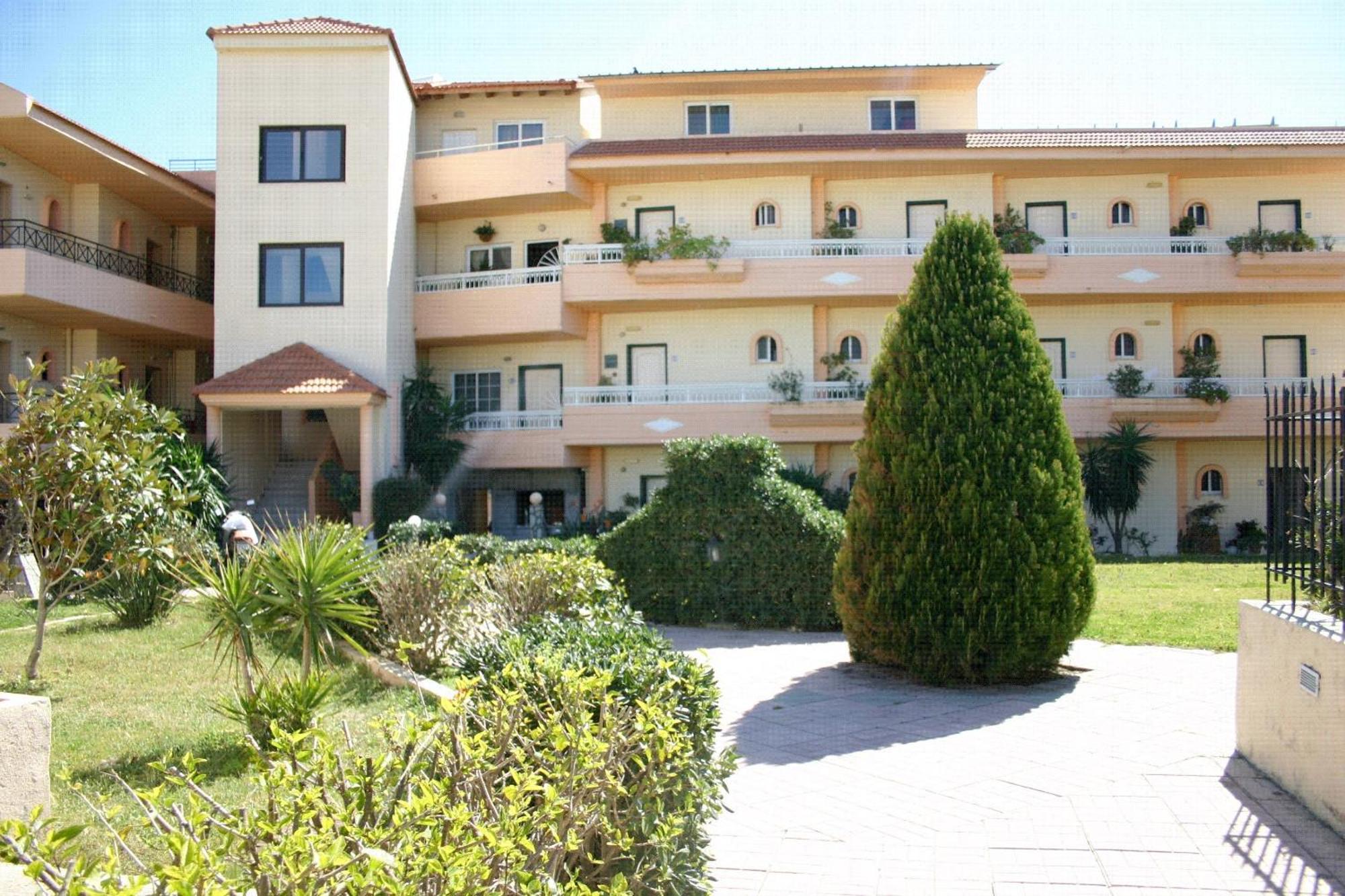 Lyristis Dinos Studios & Apartments Faliráki Kültér fotó