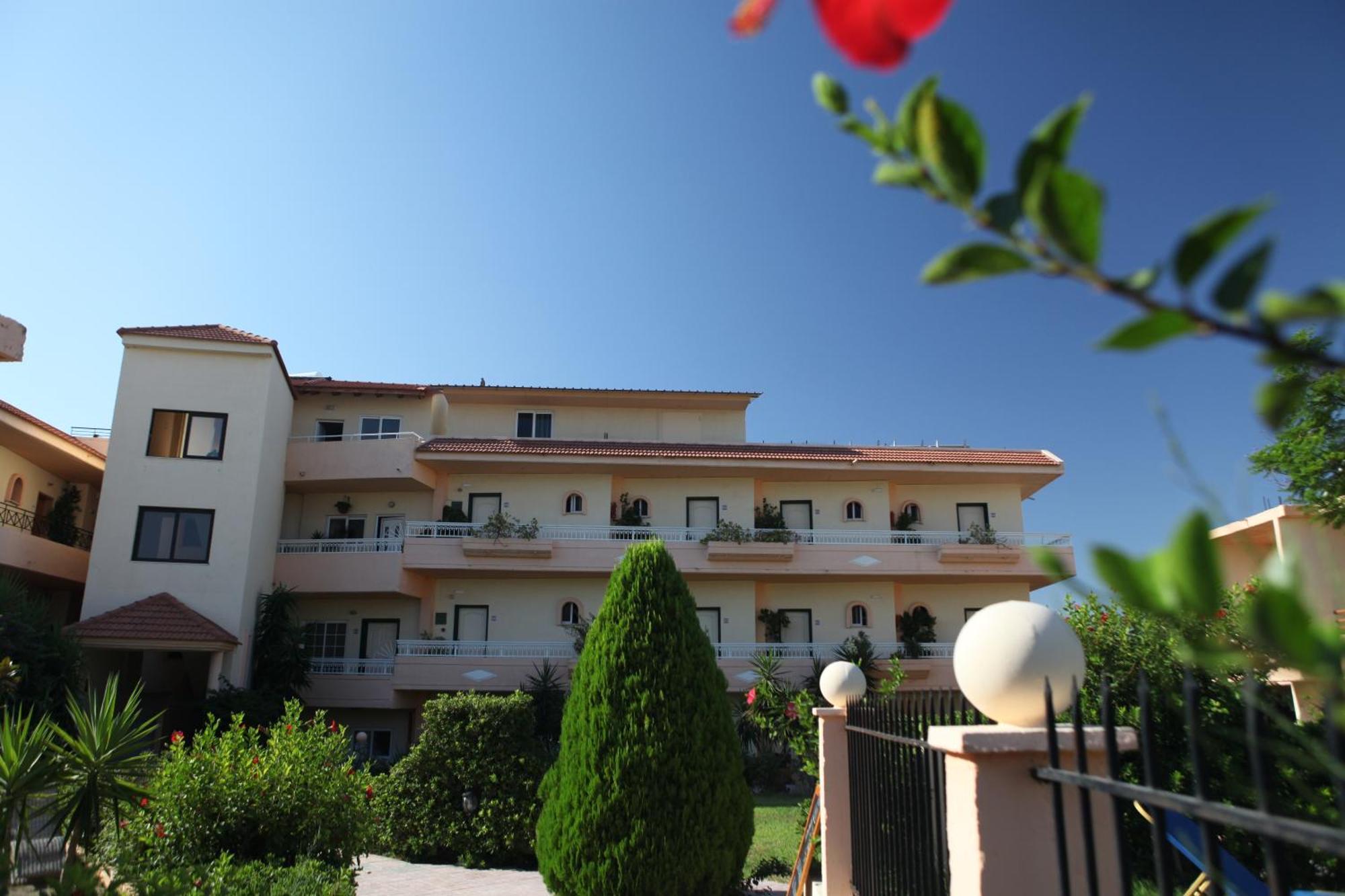 Lyristis Dinos Studios & Apartments Faliráki Kültér fotó